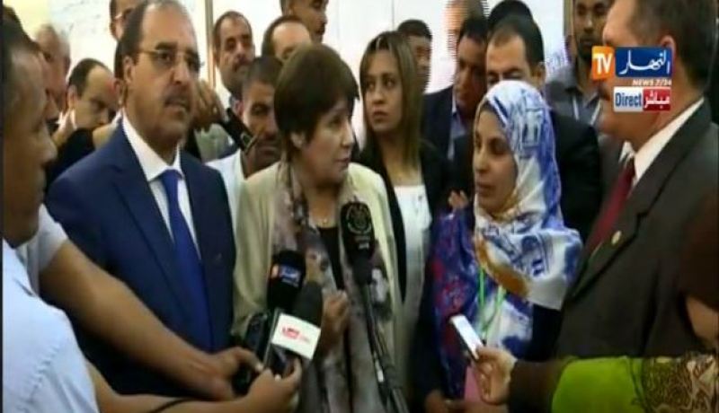 وزيرة التربية تشرف على انطلاق إمتحان البيام من الوادي