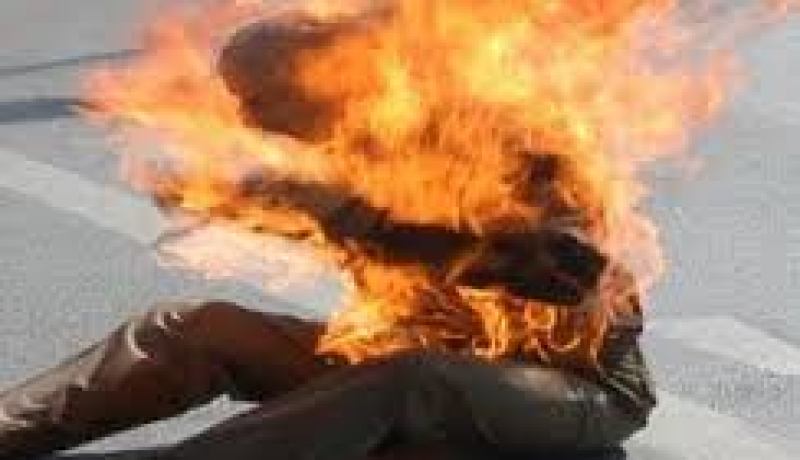 بالفيديو: شاب يحاول الانتحار حرقا في خنشلة