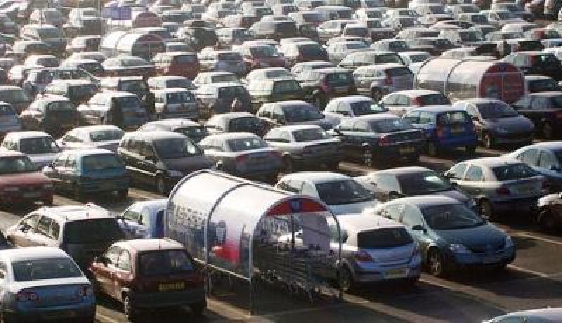 نحو استحداث شركة لتوزيع المركبات المصنعة في إطار الشراكة الجزائرية-الإمارتية