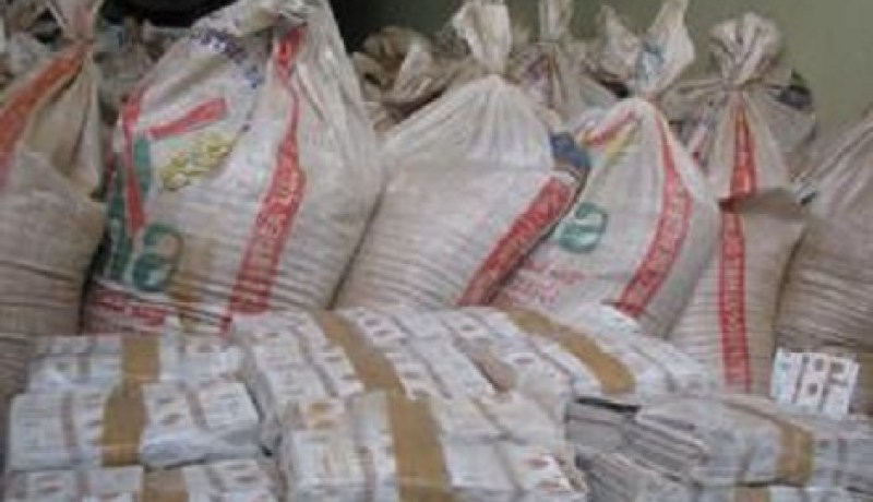 حجز 301 كيس من الشمة المقلدة بسوق اهراس