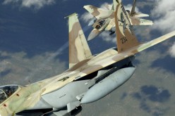 الطيران الحربي الإسرائيلي يستهدف موقعين للمقاومة شمال ووسط قطاع غزة
