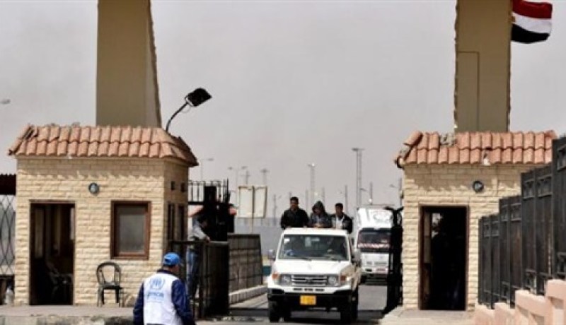 سفير مصر بالجزائر: الجزائر رحبت بفتح الحدود البرية مع ليبيا لدخول المصريين العالقين قرب الحدود