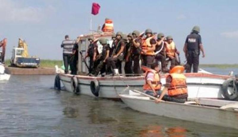 القوات البحرية بميناء مستغانم تنقذ 6 بحارة من الغرق بعد ثقب قاربهم