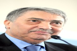 بن فليس.. يفري أزمة غرداية