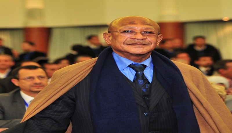 زوخ غاضب من تصريحاته