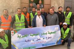 السيناتور الطاهر غزيل يتبرع بشحنات من المعقمات والكمامات والقفف التموينية بغرداية