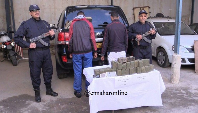 بالصور.. حجز 25 كلغ من المخدرات وتوقيف 3 أشخاص بتلمسان