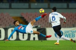 أوناس ينتظر الضوء الأخضر من نابولي للتوقيع في سانت إيتيان