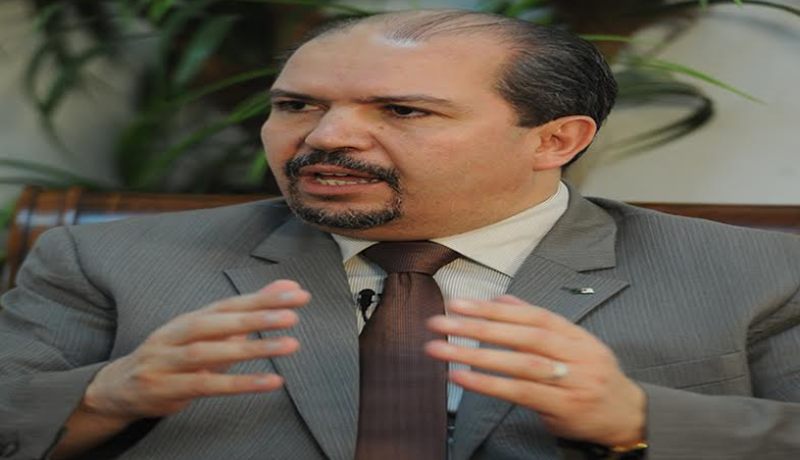 محمد عيسى يدعو لإنجاز الإجراءات الإدارية الخاصة بالحج على مستوى البلديات بدءا من سنة 2017