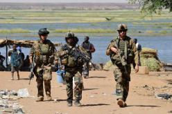 فرنسا تسنتجد بكندا لانقاذها من المستقنع المالي