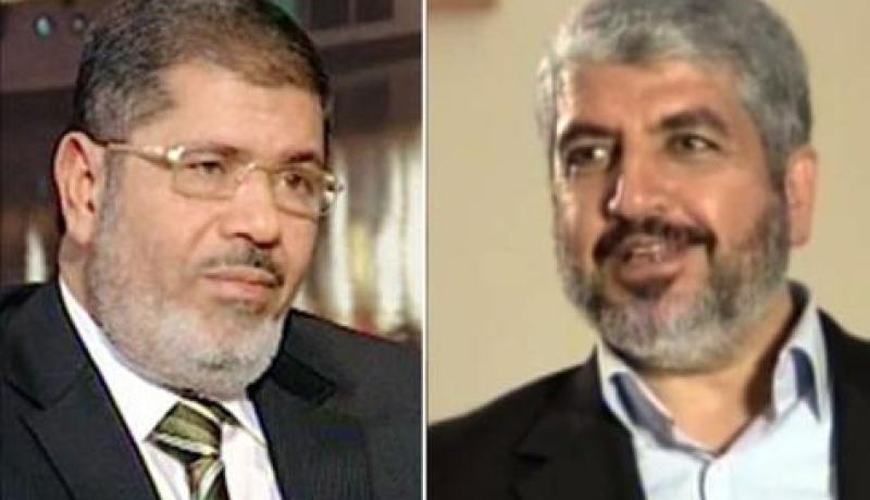 مشعل يبحث المصالحة الفلسطينية مع مرسي