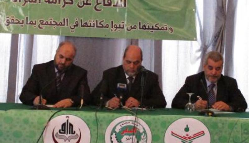 رؤساء تكتل الجزائر الخضراء ينتقدون تأخر تشكيل حكومة جديدة بعد الانتخابات التشريعية