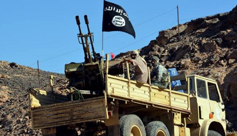 مقتل 27 شخصا في اشتباكات بين الجيش ومجموعة من المتشددين في اليمن