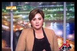 بالفيديو  مذيعة تنهار على الهواء بسبب صور مخلة لها و هذا رد فعل بناتها