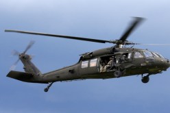 نجاة 5 إثر تحطم مروحية أمريكية بالقرب من اليمن