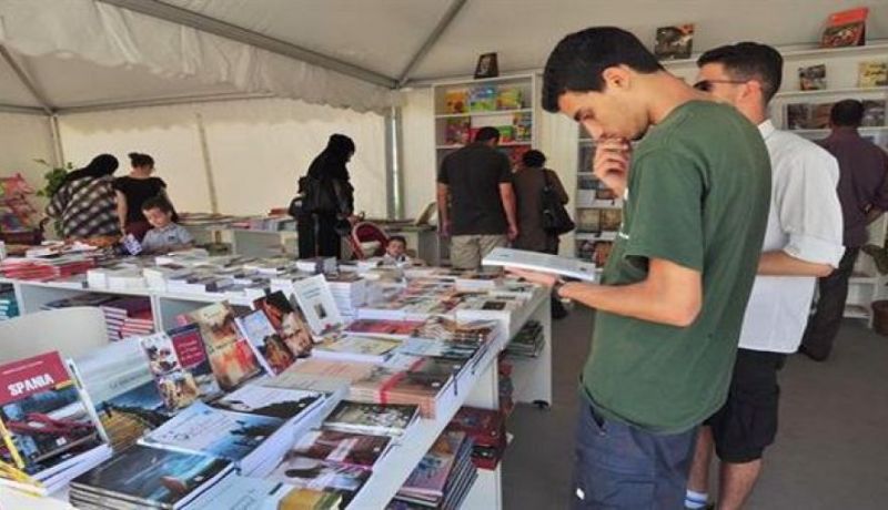 ميهوبي يدعو المتمدرسين إلى المطالعة والكتابة لإنتاج جيل ثقافي جديد