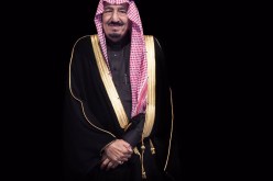الملك سلمان بن عبد العزيز يعفي رئيس المراسم الملكية من منصبه