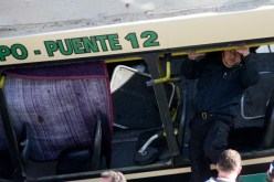 هلاك أكثر من 40 دركيا جراء سقوط حافلة من فوق جسر بالأرجنتين