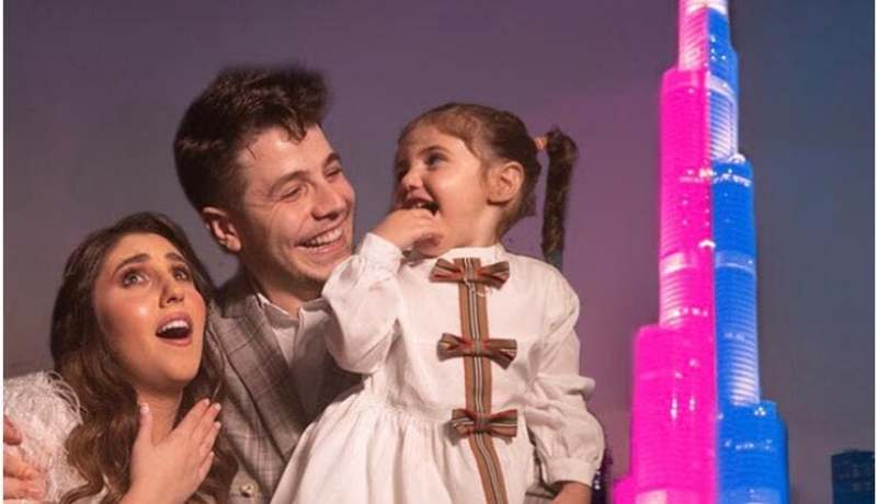 أكبر حفلة لمعرفة جنس جنين يقيمها المُؤثرين أصالة وأنس في برج خليفة