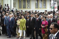 الوفد الجزائري يشارك في مسيرة رمزية بمدينة باندونغ في اندونيسيا