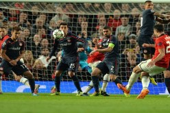 فان بيرسي يعبر بمانشستر يوناتيد الى ربع نهائي دوري الأبطال