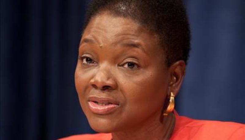 أموس تلتقى المعلم فى دمشق لبحث توزيع المساعدات على النازحين السوريين