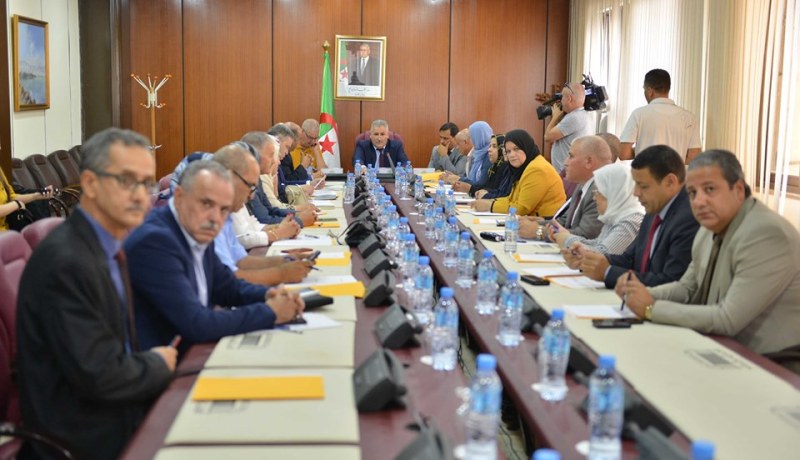 اللجنة القانونية للمجلس الشعبي الوطني تناقش رفع الحصانة عن 3 نواب