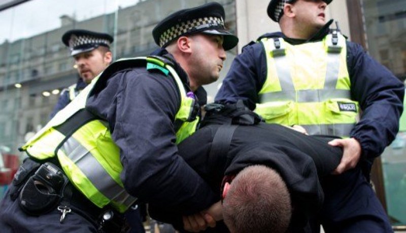 ايقاف شبكة للإحتيال وغسيل الأموال في بريطانيا على صلة بسوريا