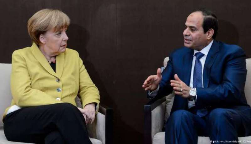 ميركل تدعو السيسي لزيارة ألمانيا