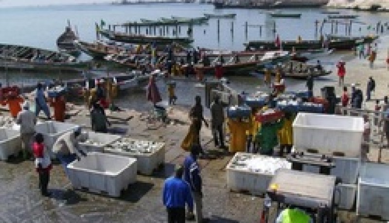 مقتل 3 بحارة وفقدان اخر في غرق سفينة صيد في شواطئ موريتانيا