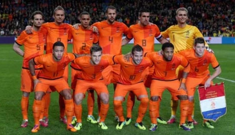 الطواحين الهولندية  تغيب عن كأس الأمم الأوروبية