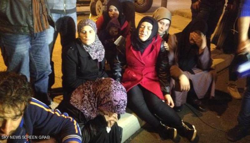 “النصرة” تقتل عسكريا لبنانيا وتهدد بقتل آخر