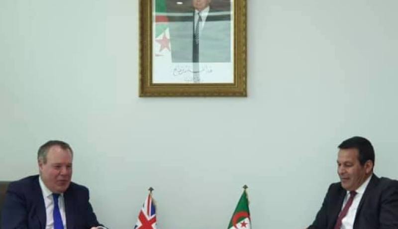 جلاب: “تعميم التجربة البريطانية في مجال الشركات الناشئة في الرقمنة”