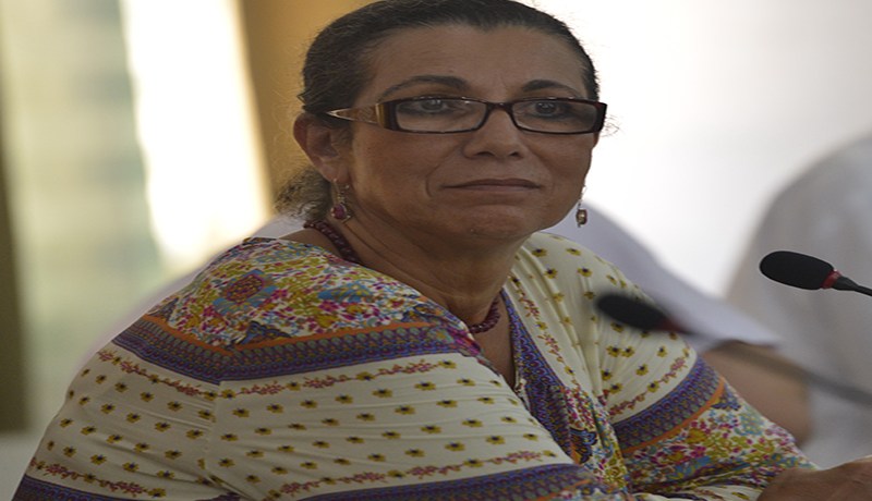 حنون تعاتب الصحافة بسبب فلسطين