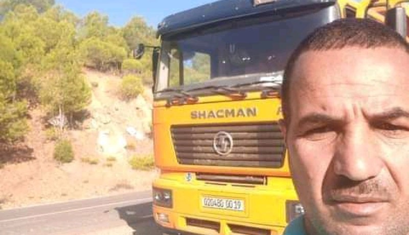 العثور على جثة أحد الحراقة المفقودين بسواحل المرسى بالشلف