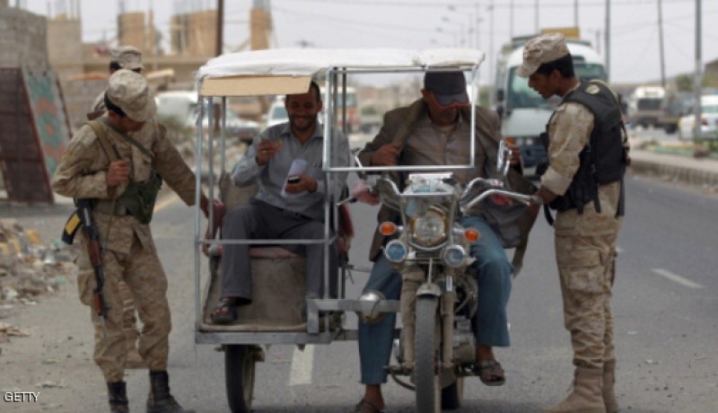 مسلحون قبليون يخطفون 5 جنود في اليمن