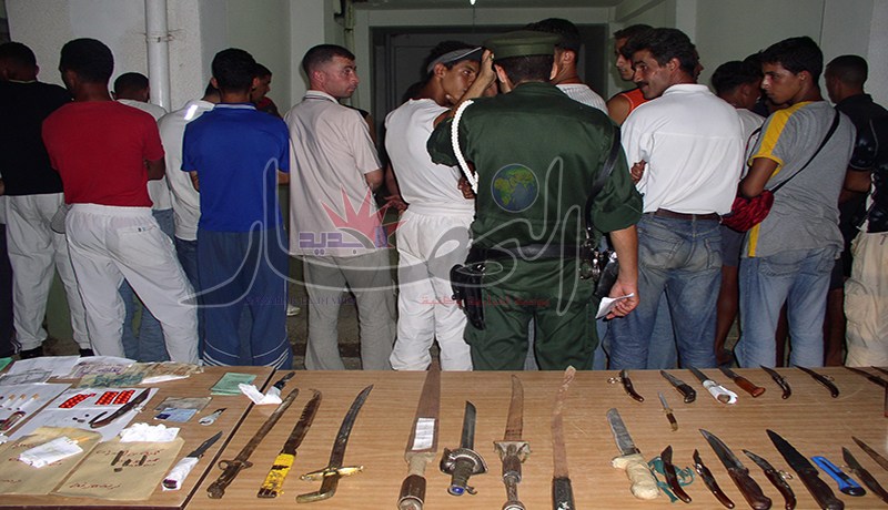 عصابة تستدرج عناصر الشرطة والجيش لأماكن معزولة للاعتداء عليهم وسلب ممتلكاتهم في عنابة