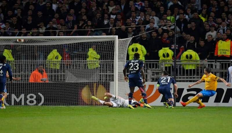 بونوتشي يقود يوفنتوس الى الفوز على ليون في ربع نهائي الدوري الأوروبي
