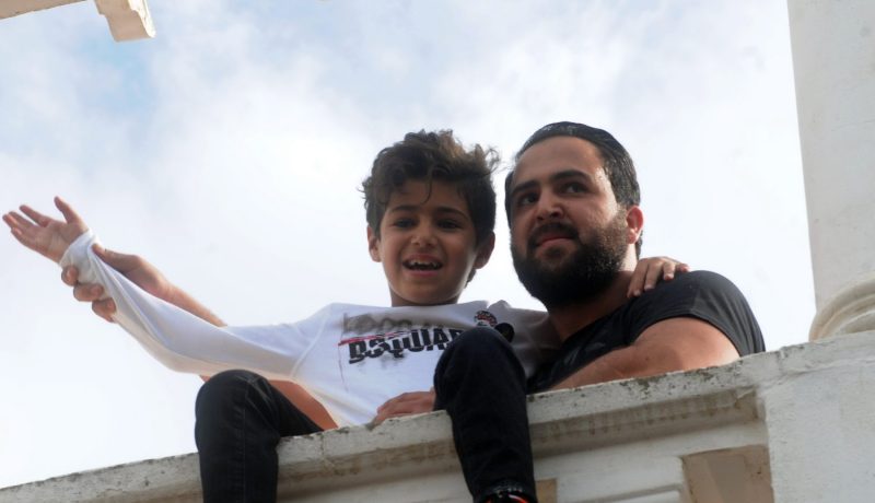 «أنت إيسكرو يا ياريشان.. كليتو دراهمي وجيتو للعاصمة»!