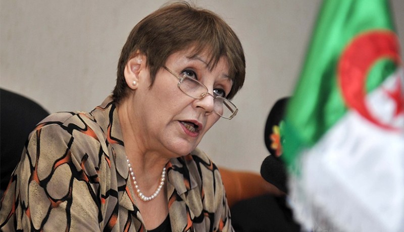 بن غبريت تحارب «السمنة» في المدارس