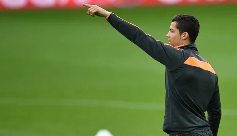 رونالدو يترك التدريب وعلامات استفهام حول مشاركته أمام دورتموند