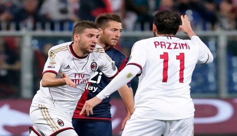 ميلان يهزم جنوى بهدفي تاعرابت وهوندا