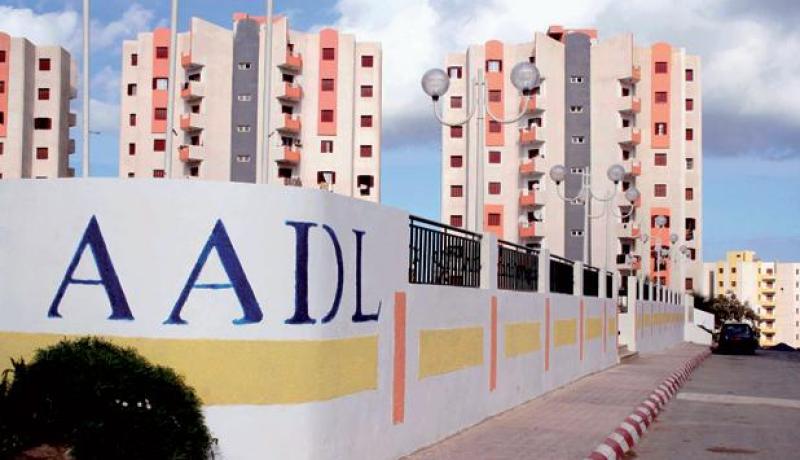 بلهادي يعلن أن الشروع في عملية إختيار المواقع السكنية  سيكون في أكتوبر المقبل