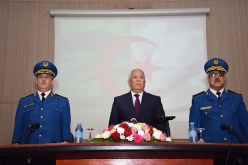 المدير العام للأمن الوطني ينصّب مدير التعليم و المدارس الجديد