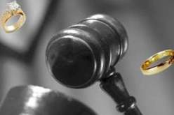 ظاهرة الخلع تكتسح المحاكم والمهتمون يحذرون من سوء استعمالاتها…14 ألف طلاق، منها 1250 حالة خلع .. الخيانة، الإهمال، والشذوذ الجنسي أهم الأسباب