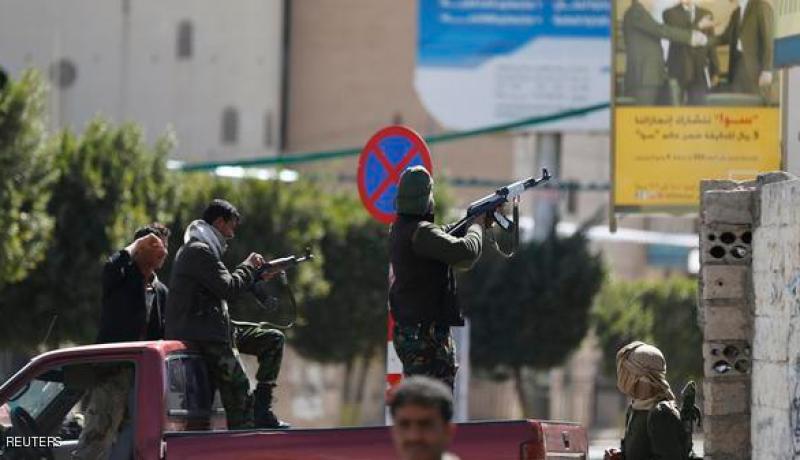 الحوثيين يقترحون تشكيل مجلس رئاسي باليمن
