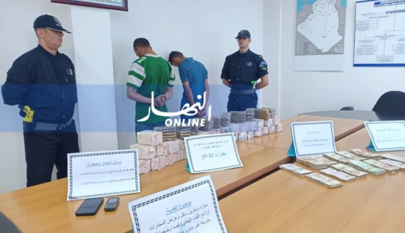 الإطاحة بعصابة تروج المخدرات من سطيف وتحجز 22 كلغ من “الزطلة”