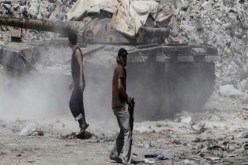 القوات النظامية السورية استخدمت قنابل تحوي غازا غامضا