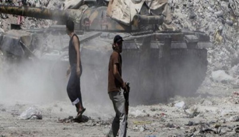 القوات النظامية السورية استخدمت قنابل تحوي غازا غامضا