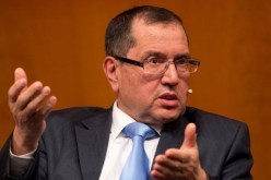 بوطرفة يتحادث مع نظيره السعودي والأمين العام لمنتدى الطاقة والأمين العام للأوبك